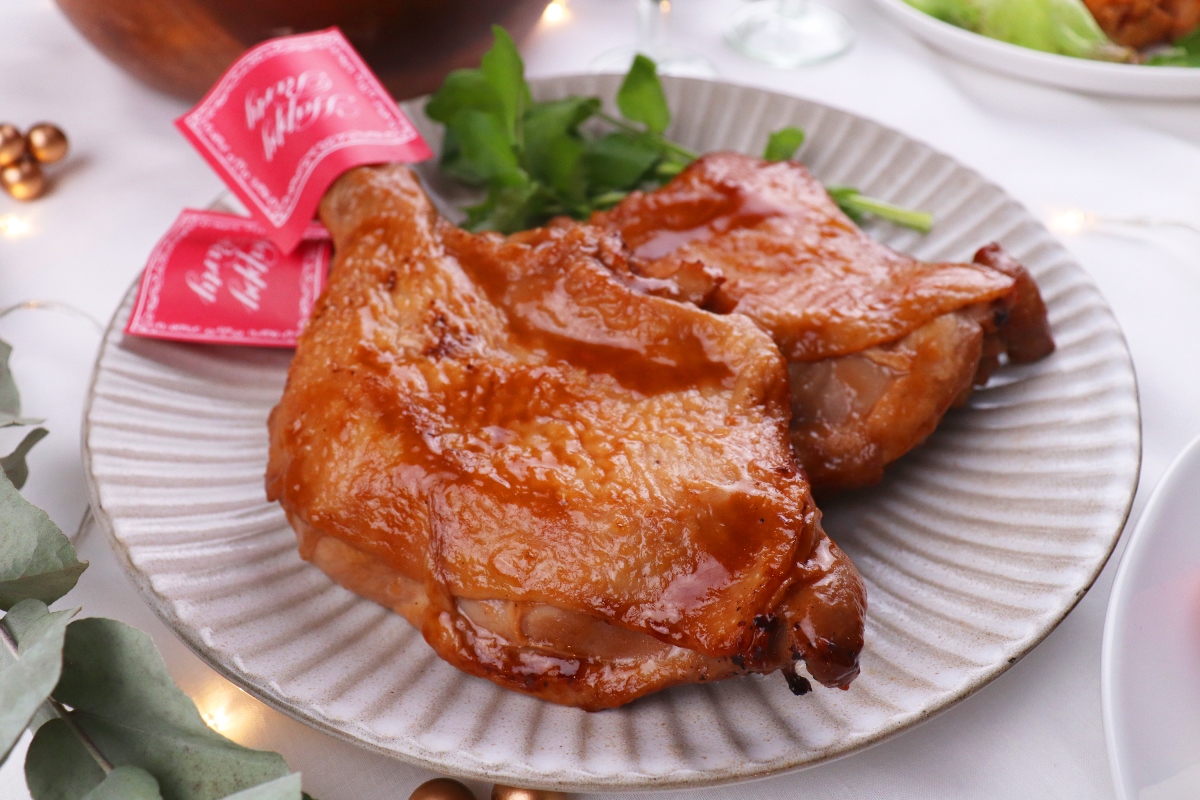 北国ハーブ育ち鶏の香ばしい照り焼きローストレッグ